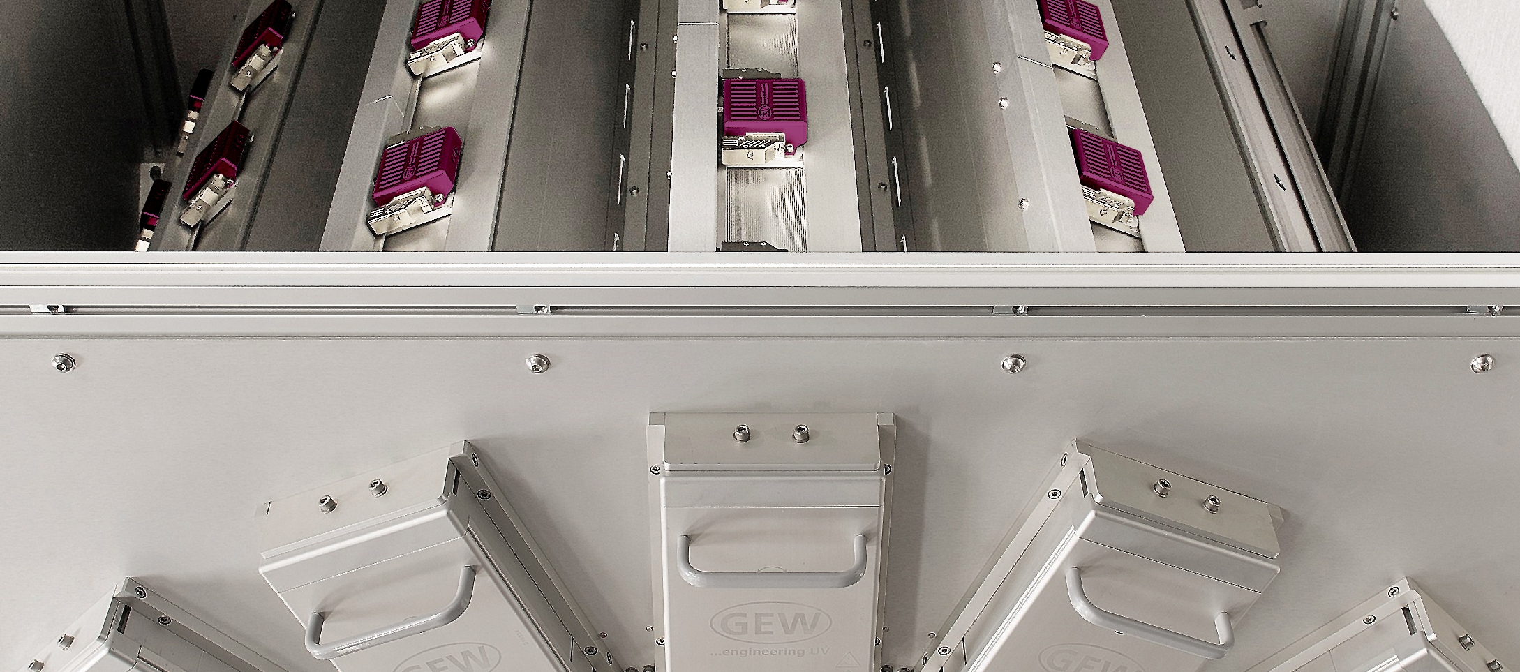 NUVA2 램프 헤드에 설치된 GEW 멀티 포인트 UV 모니터